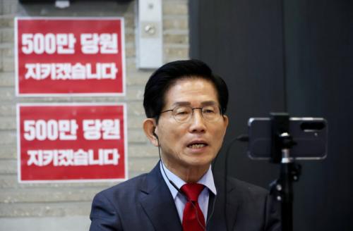 김문수 "전한길, 장동혁 지지? 말 몇마디·혓바닥에 놀아나는 판단 옳지 않아"