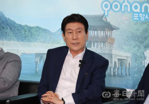 이강덕 포항시장 '새 정부 철강을 기간산업 아닌 전략산업으로 육성해야'