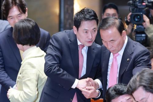 국힘, 새 공관위원장에 ‘4선 박덕흠’ 내정…공천 혼선 수습 나서