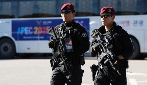 경주 상공에 '마린 원' 떴다… 트럼프 오늘 오전 입국