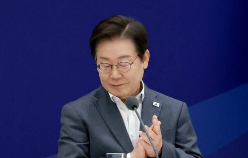 "단군 이래 최대 조공 외교...이재명 정부의 'K-굴욕 협상'"