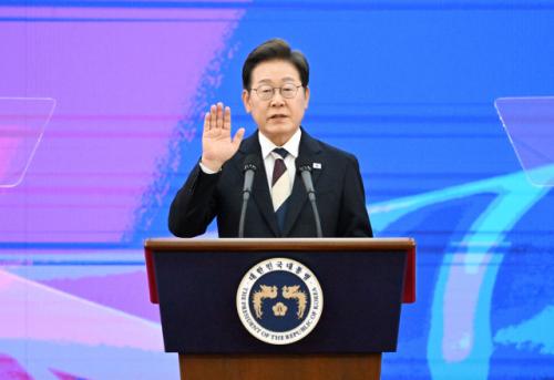 "모두의 대통령 되겠다"던 李 대통령…3대 특검법 통과, '정치보복' 우려