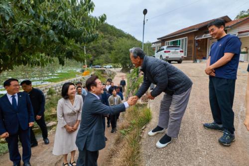 이재명 대통령, 추석 맞아 고향 안동 방문