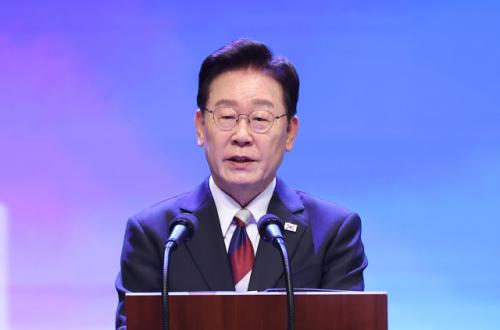 李대통령, 노웅래 무죄에 사과 "선배님, 죄송합니다. 사랑합니다"