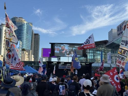서버까x자교모, CCP 규탄집회 “포기하지 말고 끝까지 싸우자”