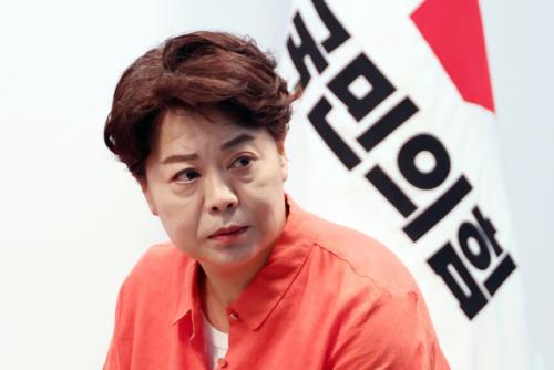 윤희숙 "여의도연구원장 사퇴, 윤어게인 세력으로부터 당 지켜야"