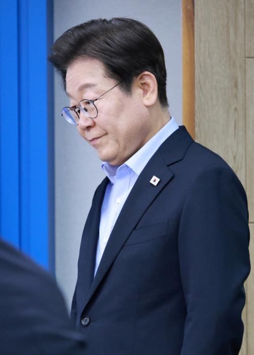 [속보] 이재명 대통령 지지율 60%선 붕괴…20대 부정 평가 높아