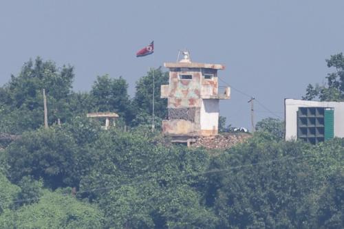 北에 대화·확성기 철거 제안한 李...北인권보고서도 중단 수순