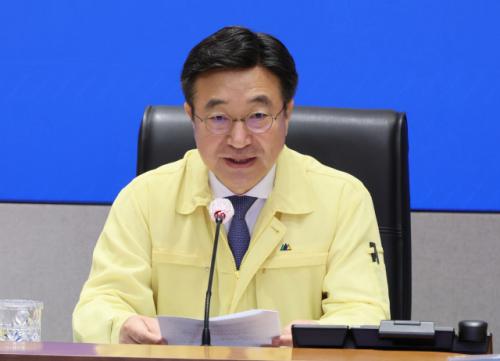 윤호중 "노후 시설에도 디지털정부 세계 1위 도취"