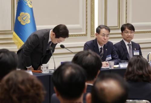 李대통령, 이태원 참사에 "검경 참여 사건 조사단 편성"