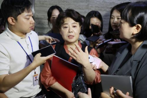 윤희숙, 비대위 후 "'다구리'로 요약하겠다"