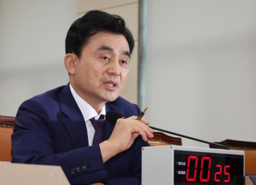 안규백 국방장관 후보자, 17년간 40억 재산 증가·채권 소멸 정황 논란