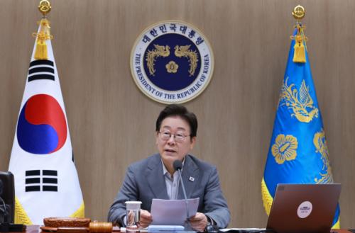 李대통령, 트럼프·시진핑 등 APEC 20개국에 초청서한 발송