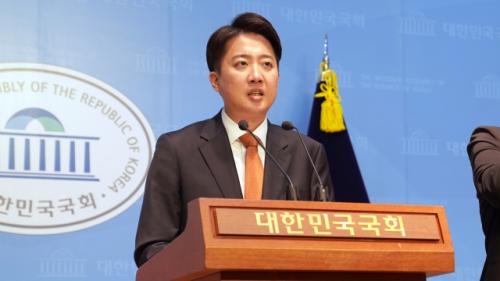 '국힘 내홍' 반사이익 노리는 이준석, 연일 '대선 완주 의지'