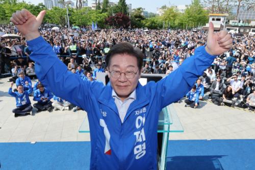 '3파전 대선', 후보들 4차례 방송토론회서 정면 승부