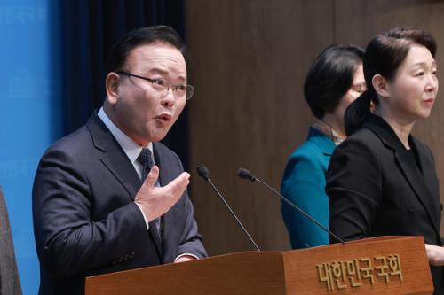 김부겸 “국힘 버려야 대구가 산다”…출마 공식선언