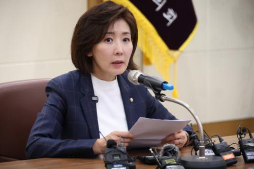 나경원 "李대통령 나토회의 불참, 실용 아닌 고립외교"