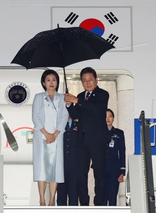 이재명 대통령 "한일관계는 이웃집처럼 떼려야 뗄 수 없는 관계"