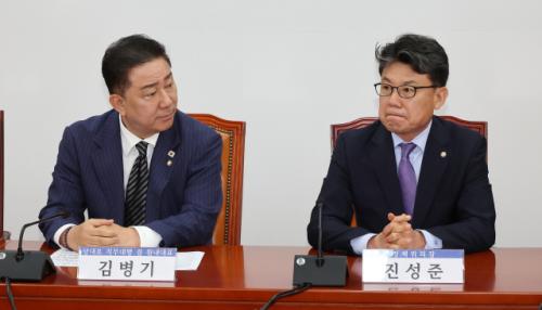 [속보] 아파트값 폭등에…민주당 "尹정권 규제 완화가 폭등 초래"