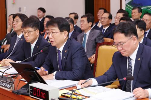 TK 현안 후순위 전락 우려 커져…지역 정가 역할론도 '비등'