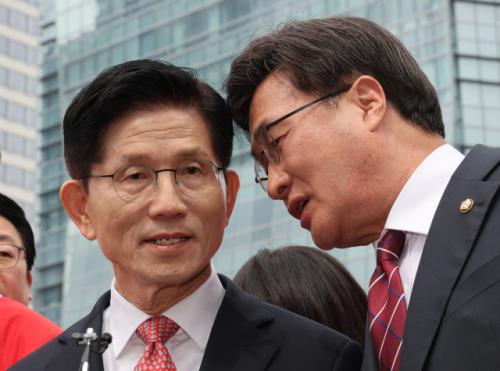 한동훈 "하와이 여행갔다" 발언에…김대식 "지나친 발언, 정치는 말보단 행동"